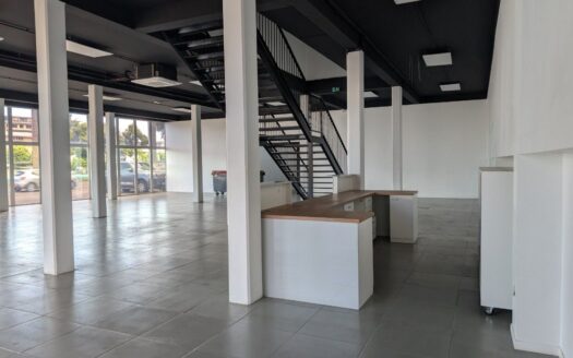 Vente Immobilier d&rsquo;entreprise (Local commercial) à Tipaerui