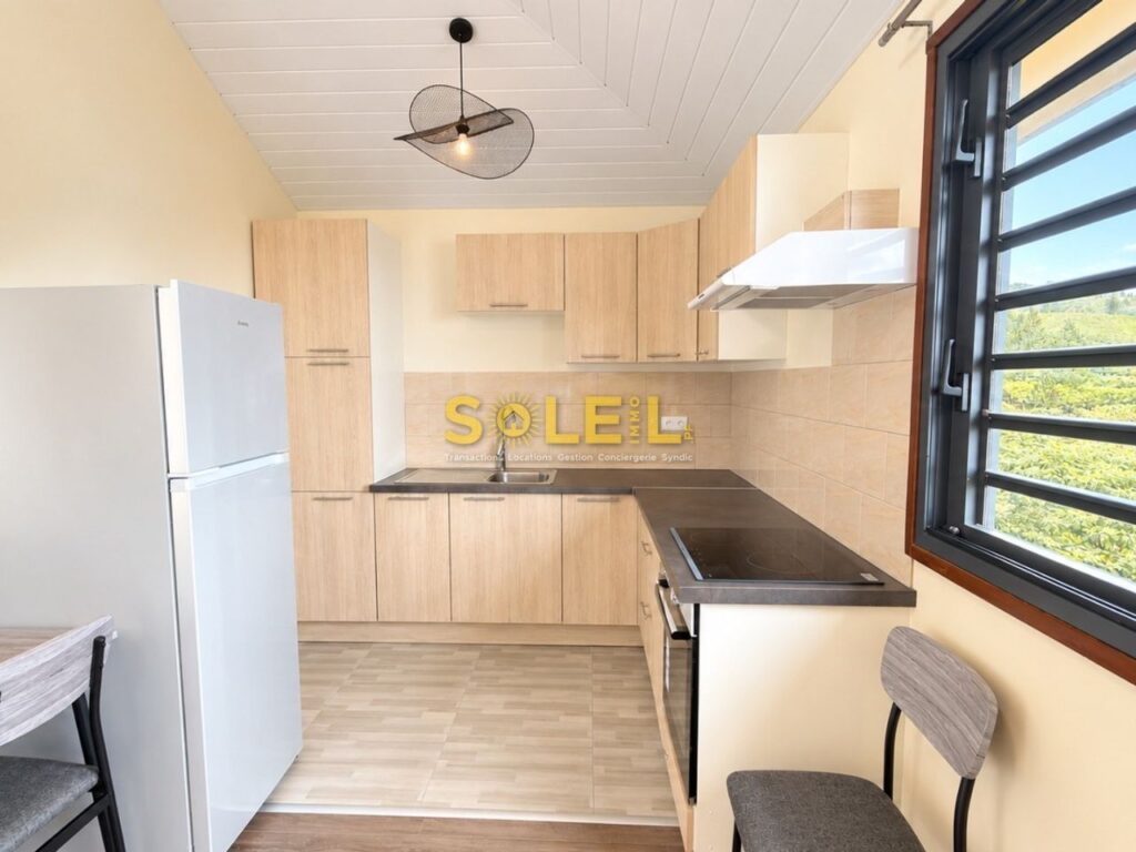 Location Maison F4 à Punaauia