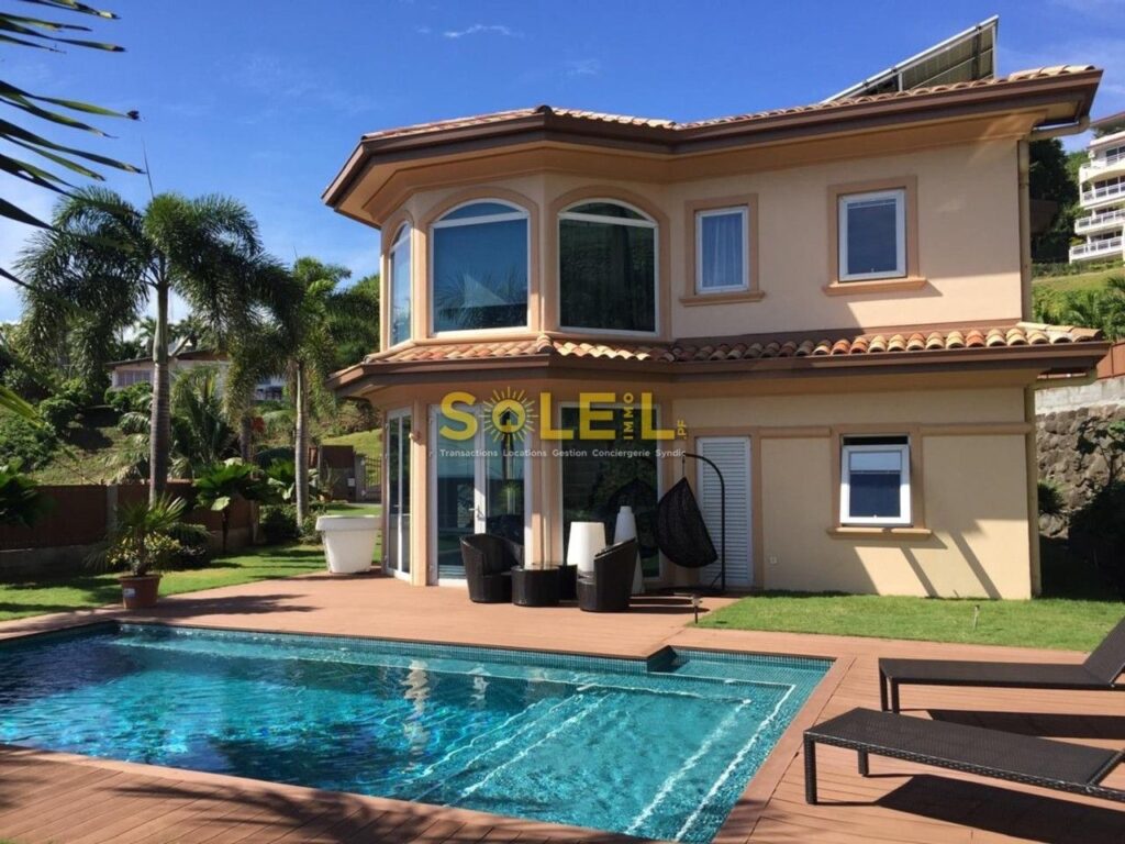 Vente Maison >F5 à Pamatai