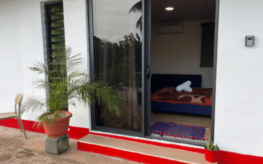 Chambres confort avec voiture et ponton privé à Huahine – Chambres d’hôte à Huahine