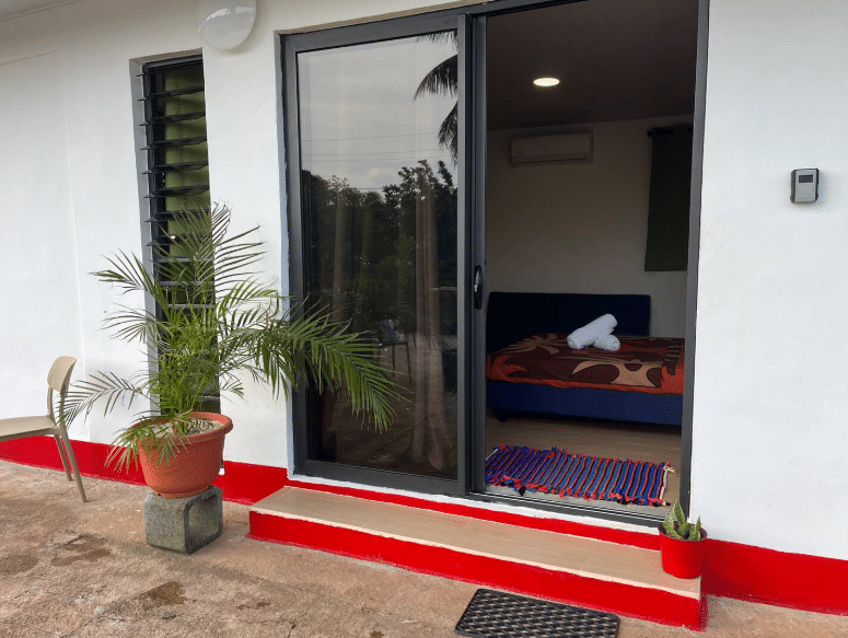Chambres confort avec voiture et ponton privé à Huahine – Chambres d’hôte à Huahine