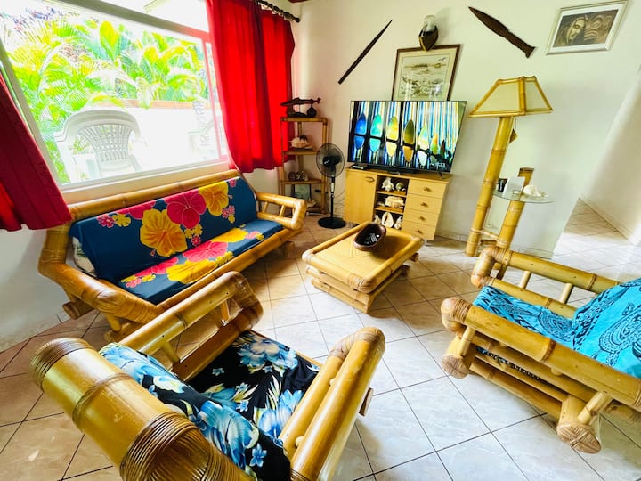 La Kovivi House – A 300 mètre de la plage – Maison à Punaauia