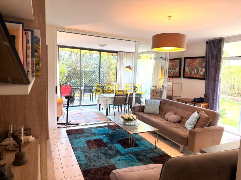 Vente Appartement F3 à Punaauia